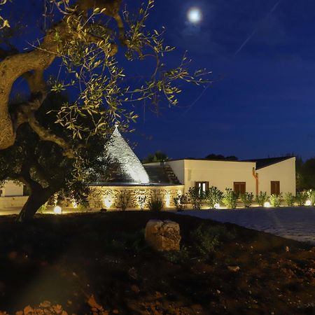 Td Trulli Saveni Trulli With Pool Near The Centre Villa Castellana Grotte Exterior photo