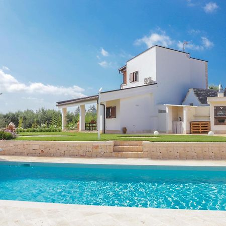 Td Trulli Saveni Trulli With Pool Near The Centre Villa Castellana Grotte Exterior photo