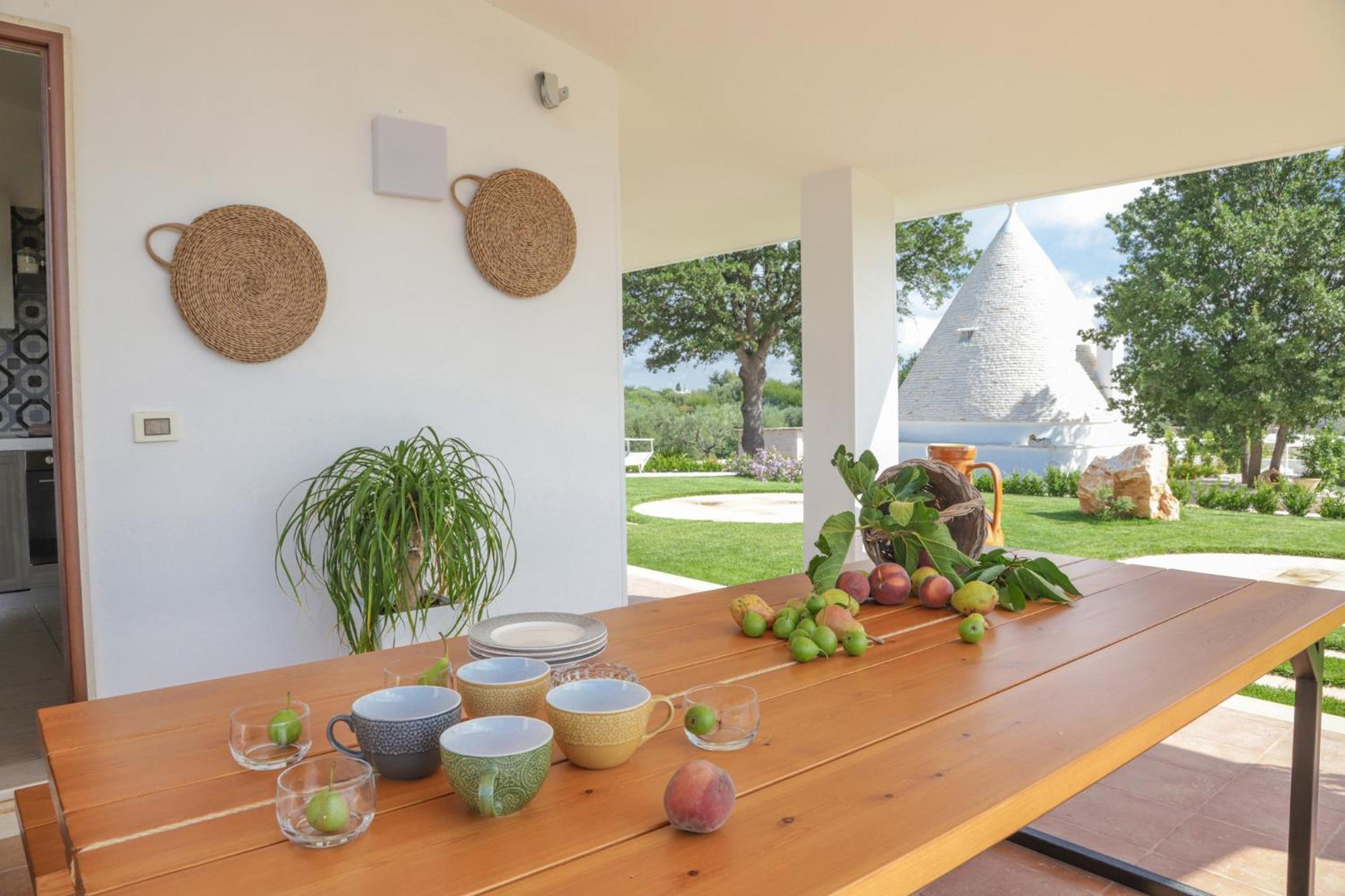 Td Trulli Saveni Trulli With Pool Near The Centre Villa Castellana Grotte Exterior photo